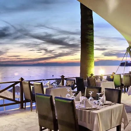 Omer 4* Kusadası