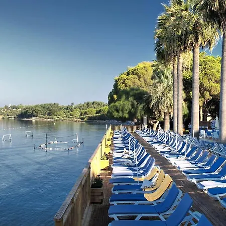 Üdülőközpont Omer Kusadası